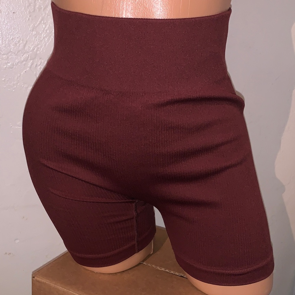 3 Pack Women’s Workout Biker Shorts XL - Picture 3 of 16